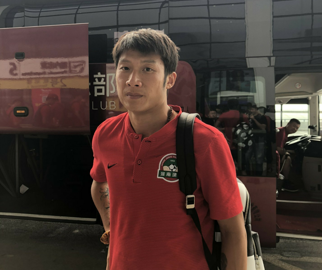 河南建业客场胜贵州恒丰，加强保级希望的简单介绍